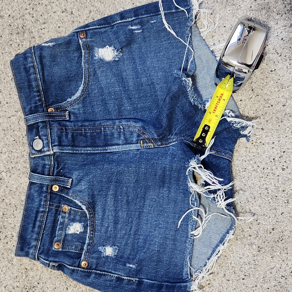 Levi's 501® Original Fit High Rise Women's Shorts Midnight Distressed Wash 24 - Picture 9 of 12